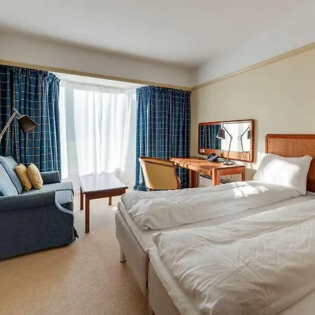 Hotel Tyrifjord 4*